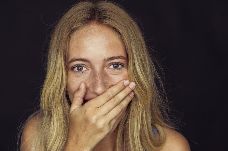 Uff, tole pa se imenuje karma: "Razkrinkala sem očeta, ki je o meni lagal vsem" (resnična zgodba) (foto: Profimedia)