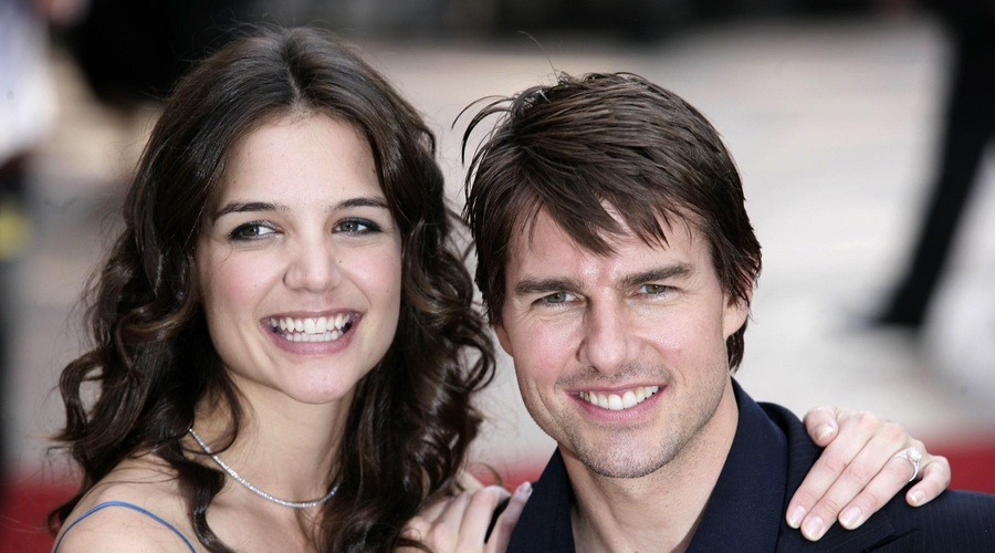 Katie Holmes aktivno išče delo – Tom Cruise bo namreč kmalu prenehal plačevati preživnino za hčerko Suri (foto: Profimedia)