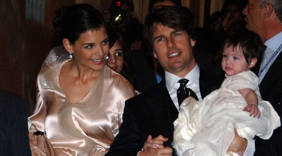 Ko je razkrila, kaj so počeli Suri, so jo tožili: Srhljive podrobnosti s poroke Toma Cruisa in Katie Holmes šokirale javnost (foto: Profimedia)