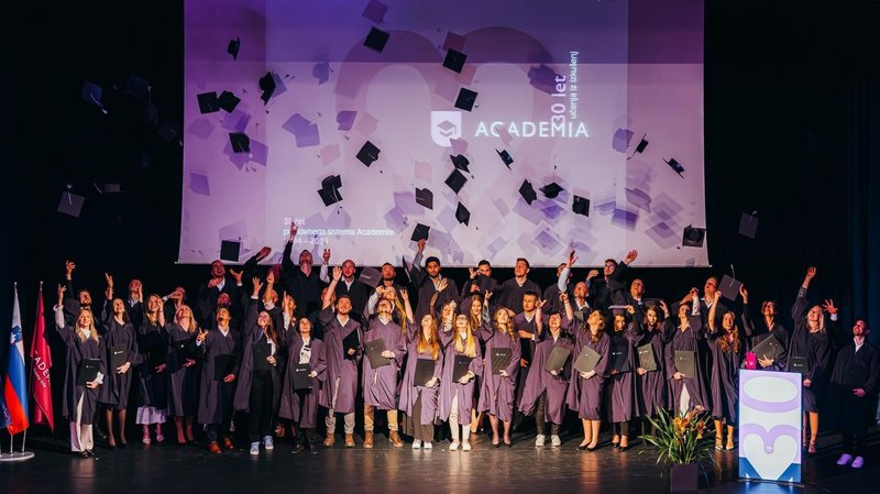 Academia obeležila 30. obletnico delovanja s svečano podelitvijo diplom (foto: Žiga Kalan)