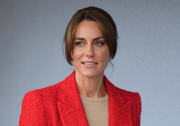 Vse odkar se je izvedelo, da valižanska princesa Kate Middleton boleha za rakom, se sama ni javno izjasnila o svoji …