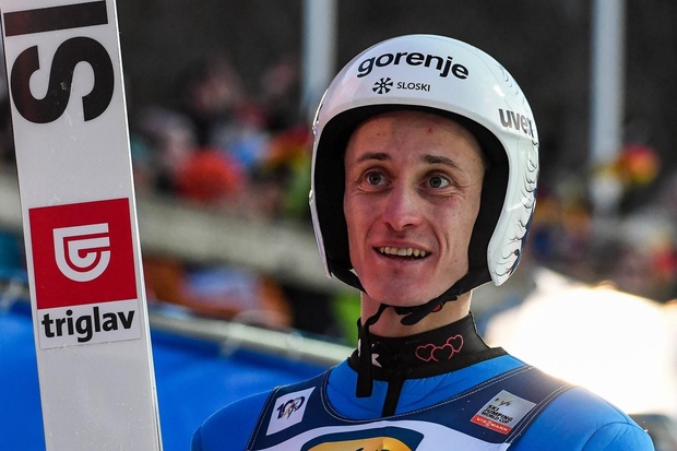 Konec tedna se je športno upokojil najboljši slovenski smučarski skakalec v zgodovini, Peter Prevc. Kam ga vleče v prihodnosti, še …