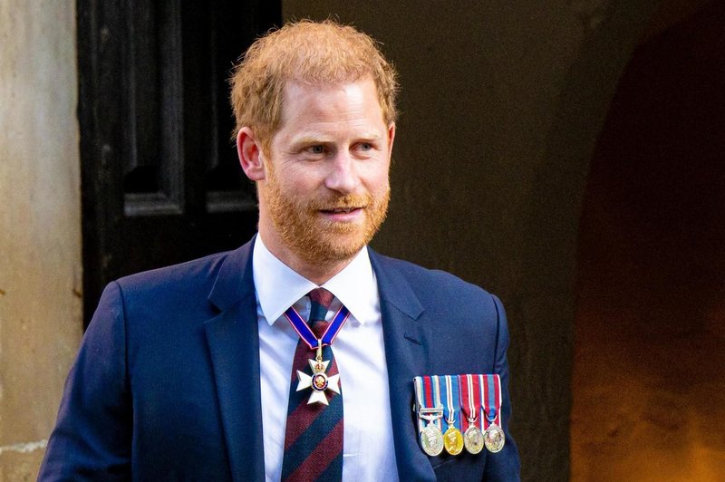 Zdaj je jasno, zakaj kralj Karel ni imel časa, da bi v Londonu srečal princa Harryja (foto: Profimedia)