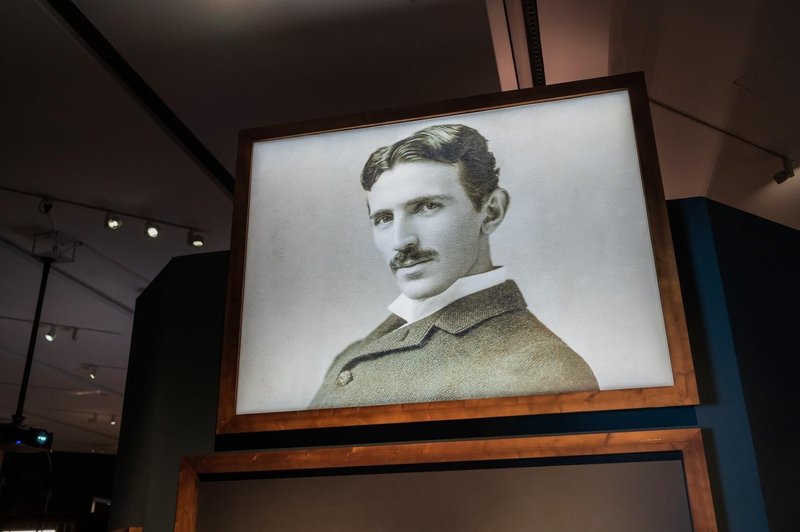 Zakaj se Nikola Tesla nikoli ni poročil? Tole je pravi odgovor!
