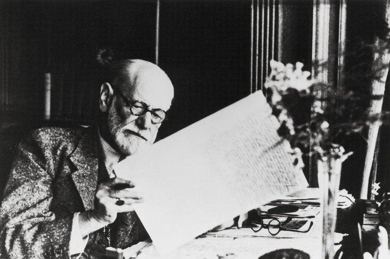 Sigmund Freud je trdil, da mentalno močne osebe nikoli ne bodo storile teh 5 stvari (foto: Profimedia)