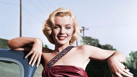 Truplo Marilyn Monroe je bilo videti tako, da je zgrozilo celo pogrebnike: Razkrite so grozljive podrobnosti skrivnostne smrti dive