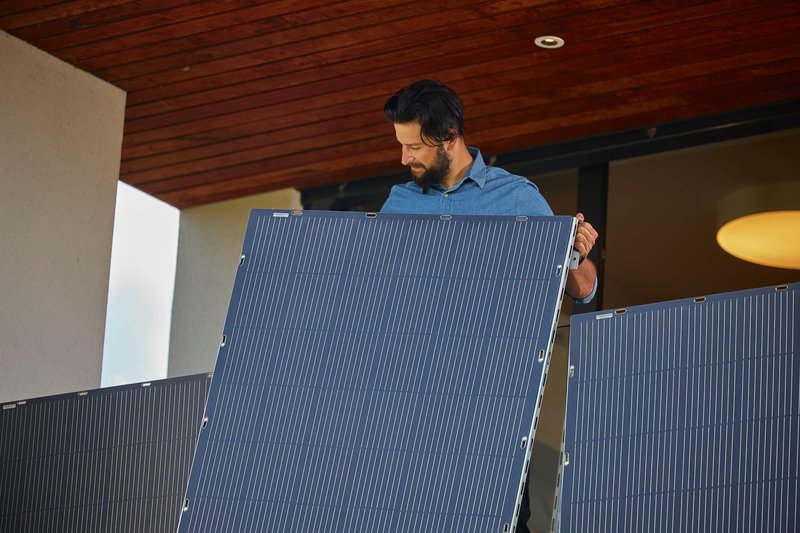 Revolucija v sončni energiji – ultralahki fleksibilni solarni paneli