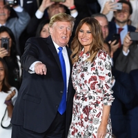 Melania Trump o prvem srečanju z Donaldom Trumpom povedala sočne podrobnosti, ki jih je pred tem skrivala