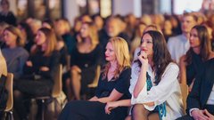 Elle Style Awards 2024: Pokukajte v dogajanje najbolj glamuroznega dogodka leta in si oglejte najbolj očarljive trenutke večera