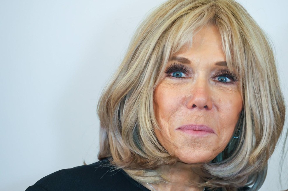 Brigitte Macron v kopalkah: Takole je prava dama Francije videti na morju (foto: Profimedia)