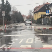 To je križišče v Ljubljani, kjer se zgodi največ padcev na vozniškem izpitu
