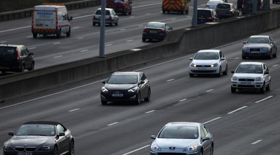 Vse več je tistih, ki si avtomobila ne morejo več kupiti in takšne so zadnje številke (foto: Profimedia)