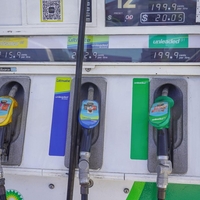 Že od torka poln rezervoar bencina 3,50 evra več, vse to je slišati v napovedih