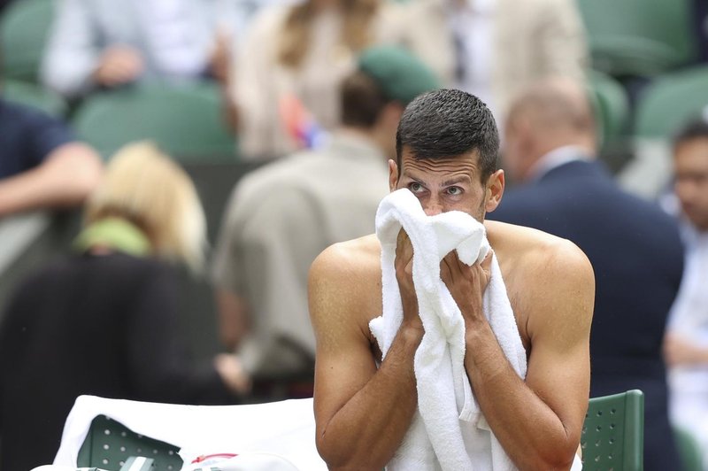 Novak Đoković trdi, da so ga v Avstraliji zastrupili s hrano (foto: profimedia)