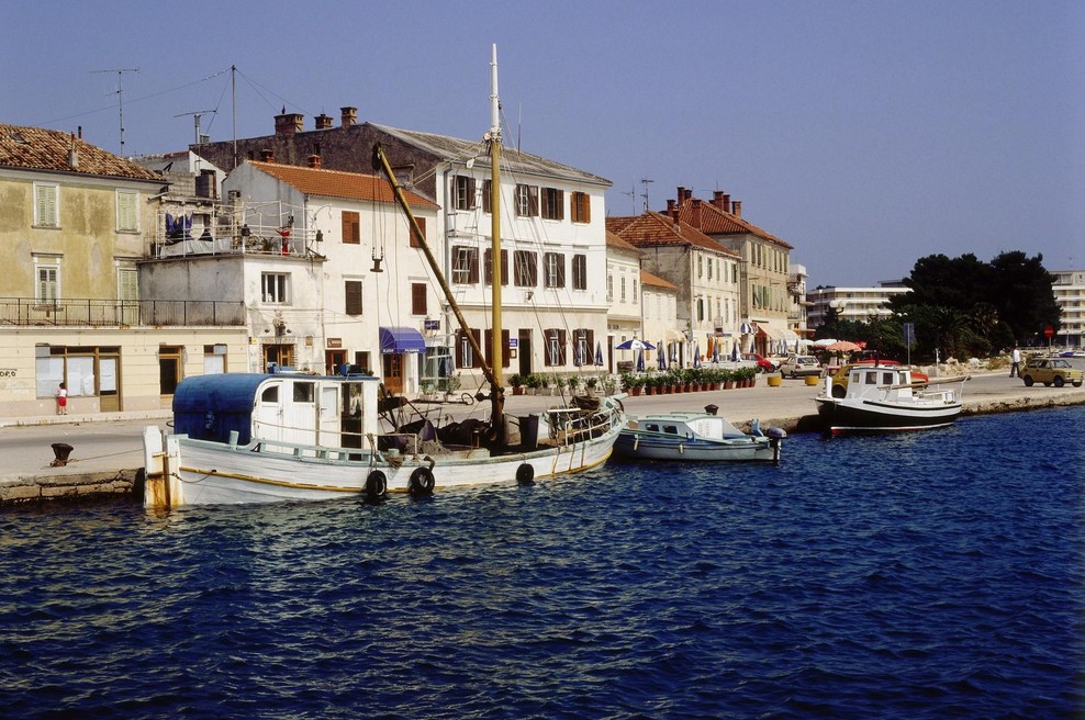 "Za vsako ceno se jim je treba izogniti": Turisti, med njimi največ Slovencev, besnijo zaradi cen na hrvaški obali v predsezoni (foto: profimedia)