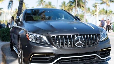 Mercedes avto