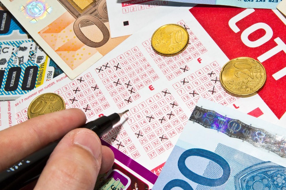 Na loteriji je zadel vrtoglavi znesek, s svojim dejanjem pa je presenetil čisto vse, od njega tega ni nihče pričakoval (foto: Profimedia)