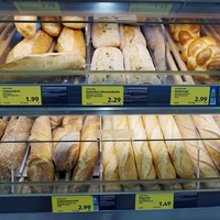 Testirali 11 vrst žemljic: Te pri nas priljubljene žemljice čisto pogorele na testu