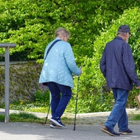 Zakaj državni uslužbenci prejemajo višje pokojnine? Razlika je ogromna!