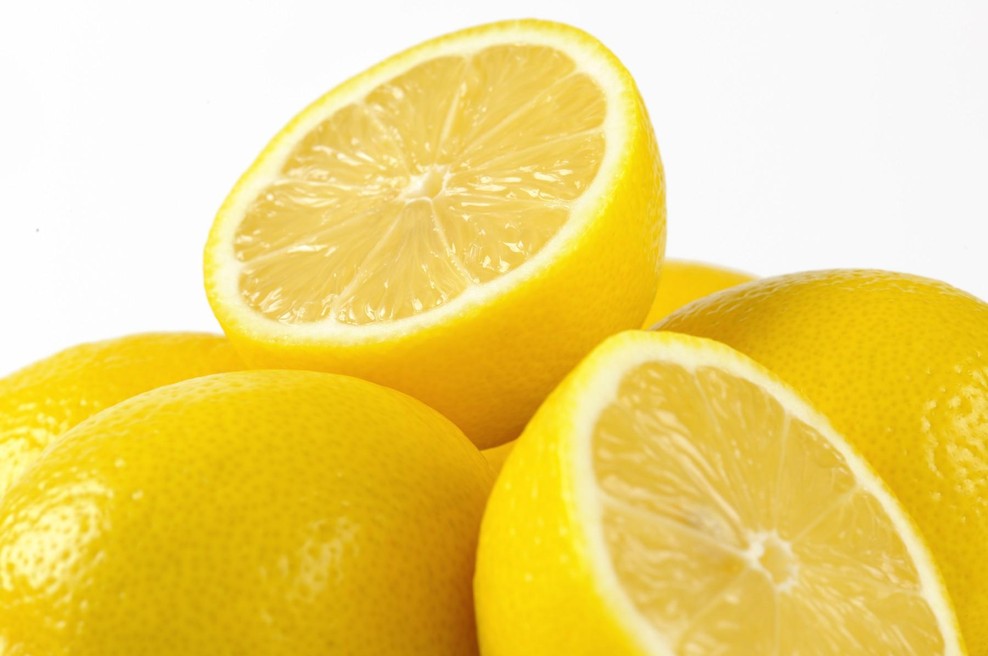 Limone so vsestranske, a obstaja nekaj stvari, ki jih z njimi nikoli ne bi smeli početi (foto: profimedia)