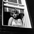 Zakaj je Marilyn Monroe umrla s telefonsko slušalko v roki? Podrobnosti njene zadnje noči in temne skrivnosti
