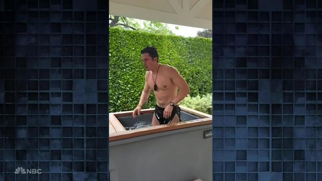 Bizarno razstrupljanje: Orlando Bloom je iz krvi odstranil mikroplastiko in za to plačal 10.000 evrov
