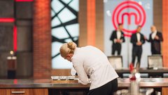 Miša Koplova potem, ko je v roke dobila MasterChef pokal: "Občutki so nepopisni" (FOTO)