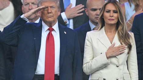 Se Melania in Donald Trump ločujeta? Viri blizu para trdijo: "Organsko ga ne prenese"