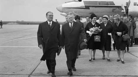 "Tistega dne, leta 1952, nama je z Zori povedala, da se bo poročila s Titom. Ostali sva brez besed."
