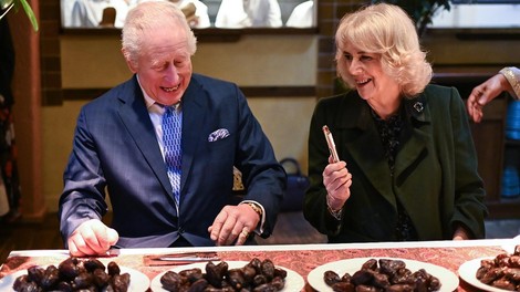 Nekdanji kraljevi kuhar razkriva, da Charles obožuje zelenjavo, Elizabeta pa je oboževala to posebno rižoto
