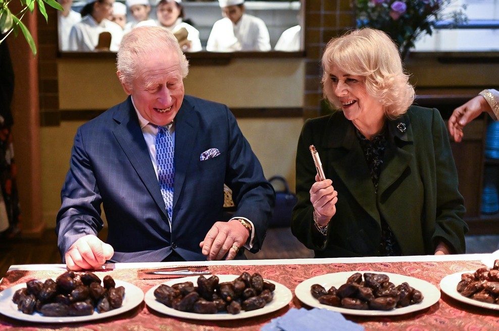 Nekdanji kraljevi kuhar razkriva, da Charles obožuje zelenjavo, Elizabeta pa je oboževala to posebno rižoto (foto: profimedia)