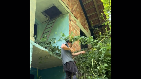 Američan, ki je kupil hišo na Hrvaškem za 5000 evrov, pokazal, kako napreduje prenova