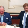 Kralj Karel se je pripravljen pobotati s Harryjem? A le pod enim pogojem, ki pa ga Meghan ne odobrava