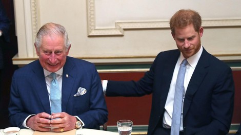 Kralj Karel se je pripravljen pobotati s Harryjem? A le pod enim pogojem, ki pa ga Meghan ne odobrava
