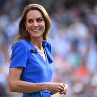 Ko je Kate Middleton stopila pred javnost, se je zaslišalo tole in mnogi so se obrnili