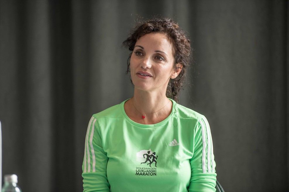 Neee, ste vedeli, da Metka Albreht šteje 50 let? Tudi nas je osupnilo! (foto: Mediaspeed)