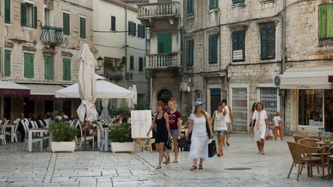 Hrvaškim turističnim delavcem zabrusil: "Zato pa dvignite cene še višje in vas nihče več ne bo motil"