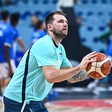 VIDEO: Na igrišču ni več mesta, odkoder Luka Dončić ne bi zadel koša