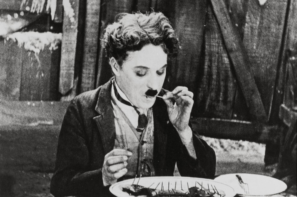 Charlie Chaplin je najmlajšega sina dobil pri 73 letih: Živi čisto drugače od očeta, takole pa je videti (foto: profimedia)