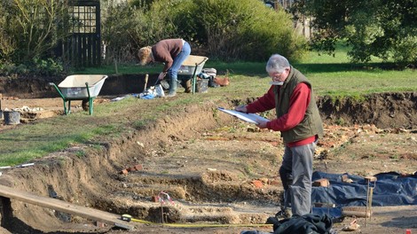 Arheologi so v skalni formaciji našli milijon let staro jajce - zdaj vedo, čigavo je