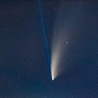 Fotografijo kometa astronomskih navdušencev delila NASA: "Naš strežnik je potem eksplodiral"