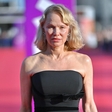 Pamela Anderson ni več takšna, njena nova podoba mnoge šokirala
