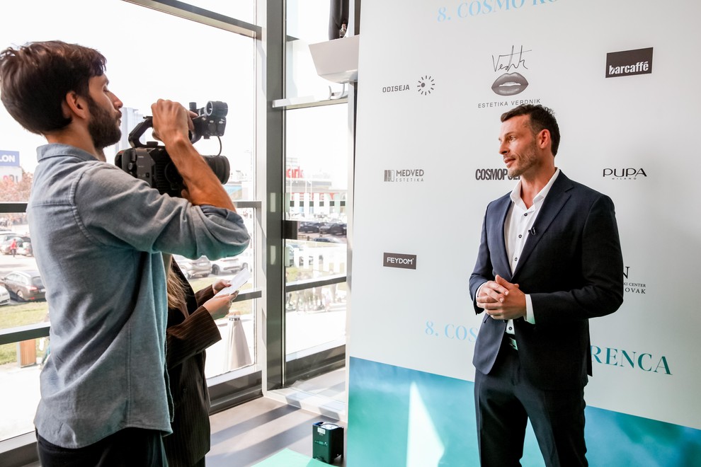 FOTO: Poglejte, kako čudovito smo se imeli na sobotni 8. Cosmo konferenci 🎀