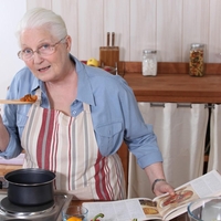 Domače jedi iz bivše Jugoslavije, ki so jih naše babice imele za zdravilne: "Ko smo se tako hranili, smo pokali od zdravja"