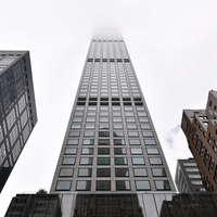 Najvišja stanovanjska stavba v New Yorku razpada, stanovanja pa po 15 milijonov dolarjev
