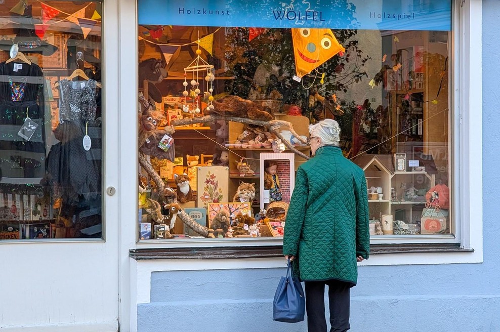 Prihaja bogat bonus za upokojence, ki ga mnogi komaj čakajo (foto: Profimedia)