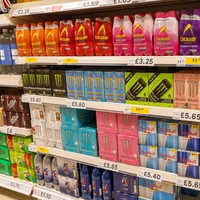 Testirali 22 energijskih pijač: Rezultati so porazni in zdravju zelo škodljivi