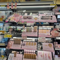 Ta pretižen odstranjevalec laka za nohte veliki poraženec testa