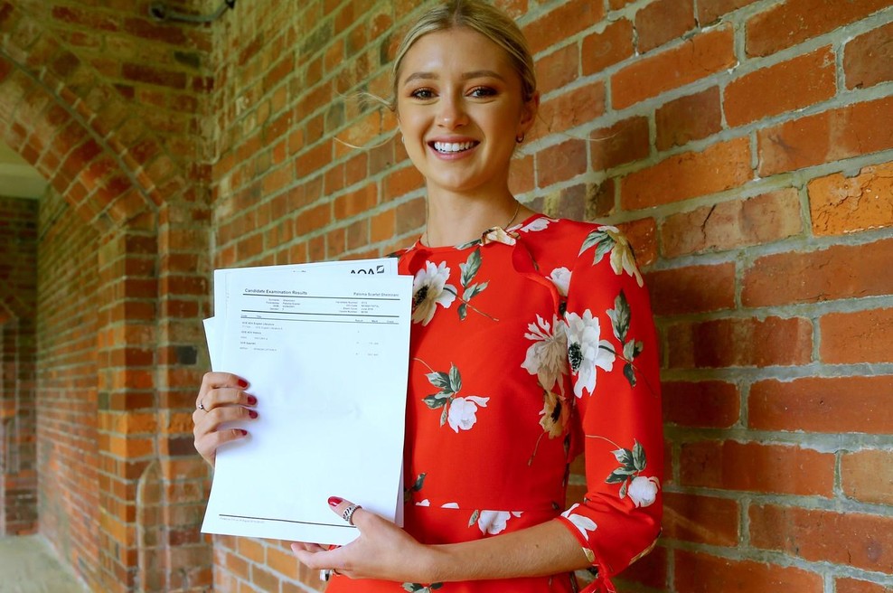 Mati, ki je hči prepričala, da je zavrnila kemoterapijo, zdaj izrekla resne obtožbe (foto: profimedia)