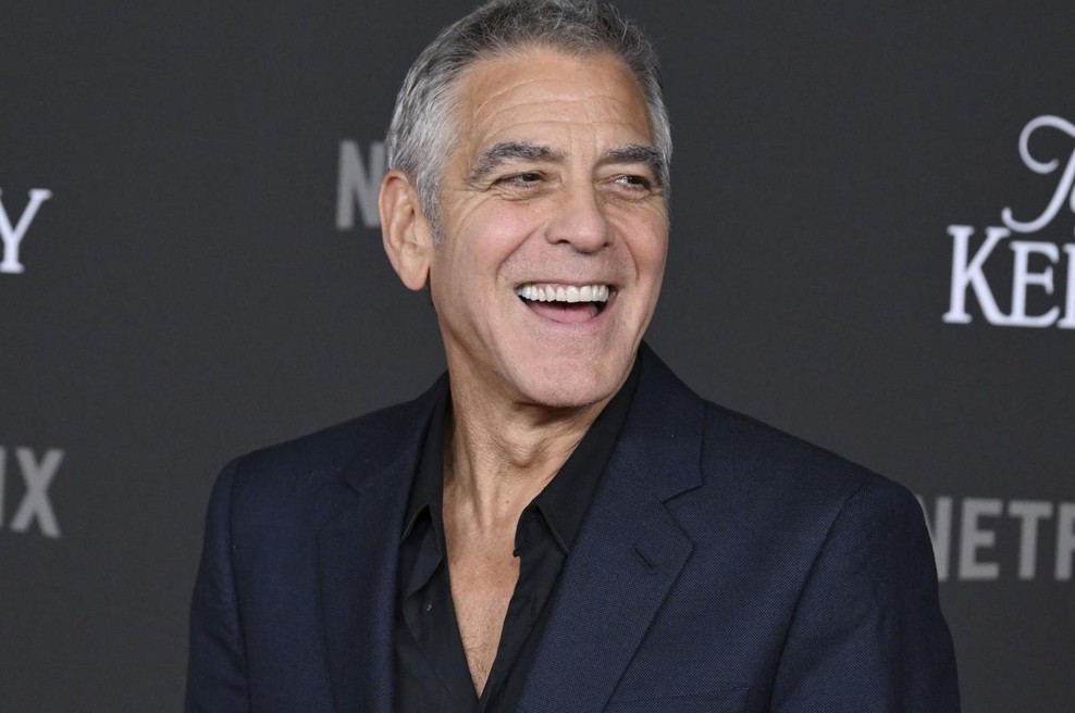George Clooney se spominja svoje bundesliga frizure iz osemdesetih: "Ni bila moja krivda!" (FOTO) (foto: profimedia)